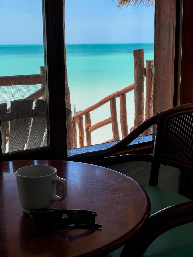 Golden Paradise Beach Hotel Isla Holbox Exterior photo