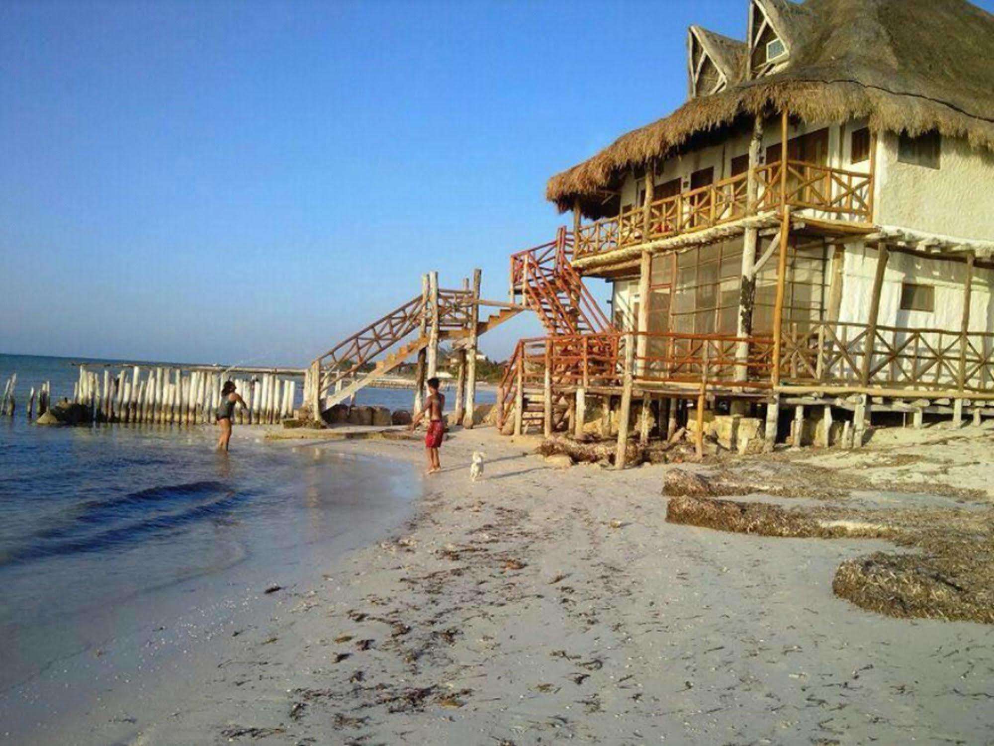 Golden Paradise Beach Hotel Isla Holbox Exterior photo