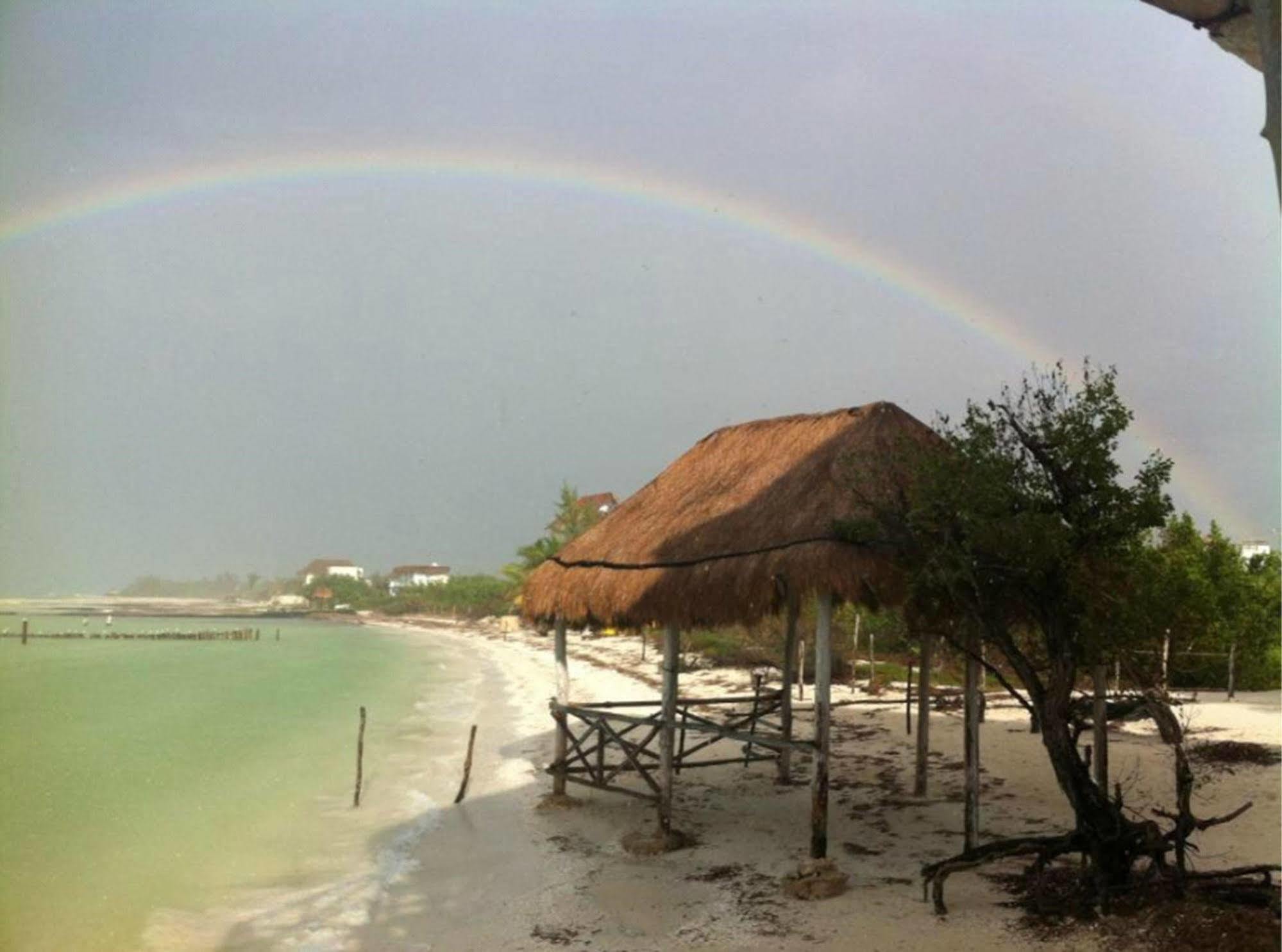 Golden Paradise Beach Hotel Isla Holbox Exterior photo